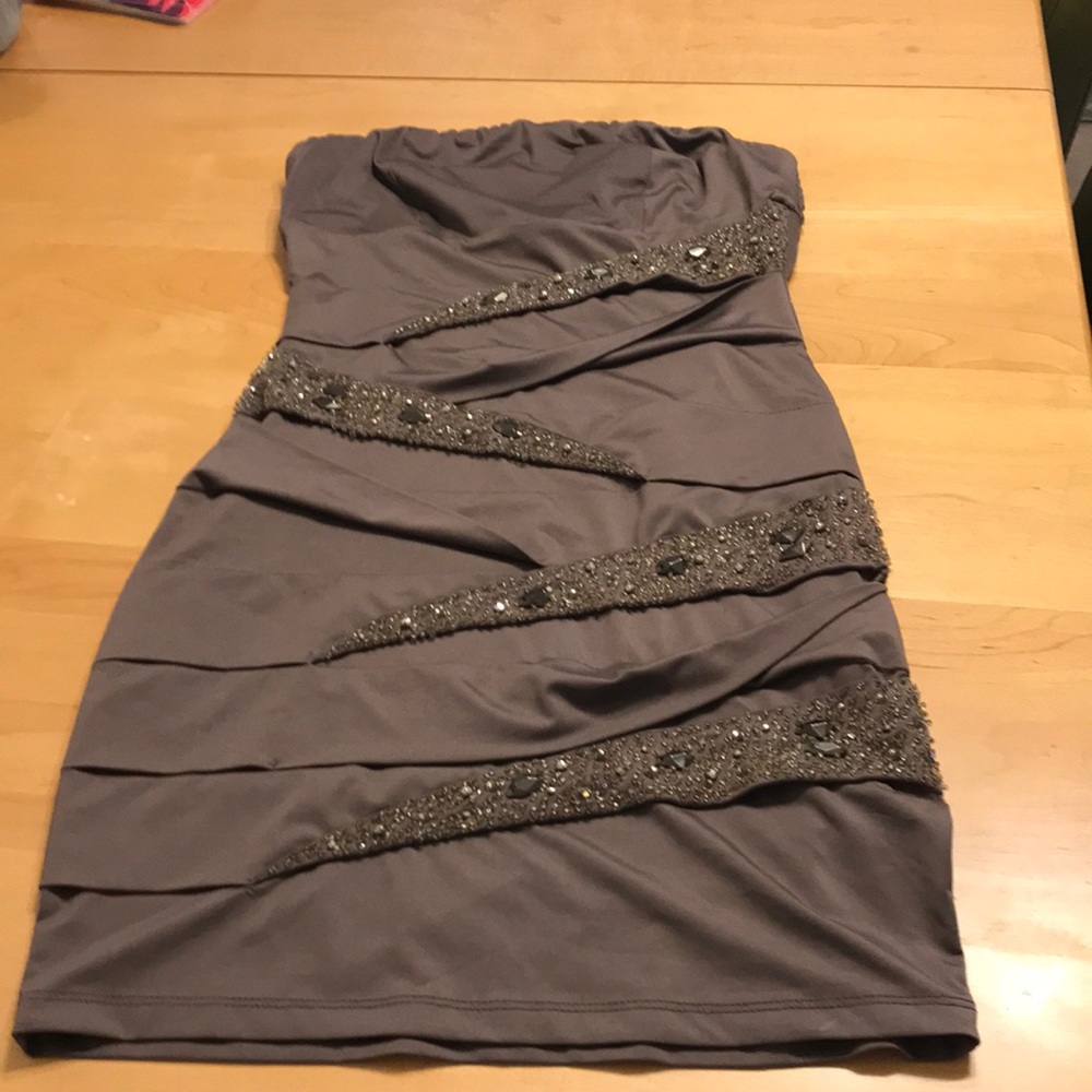 Deep mauve strapless dress with beading